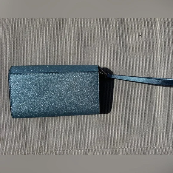 ✨ BNWT Kate Spade Glitter Wristlet Wallet – Cinderella-Approved ✨ - Picture 3 of 6